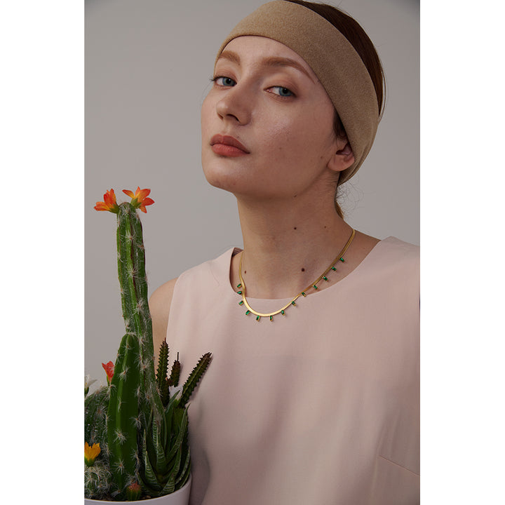 Saanvi Drop Charm Chain Necklace