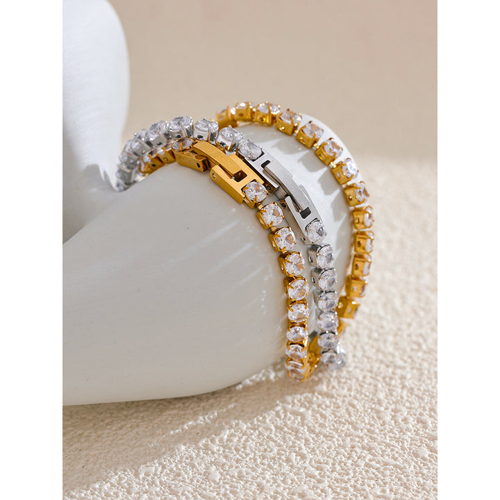 Saanvi Solitaire Link Bracelet