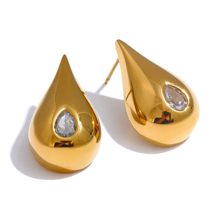 Saanvi Teardrop Shine Earrings