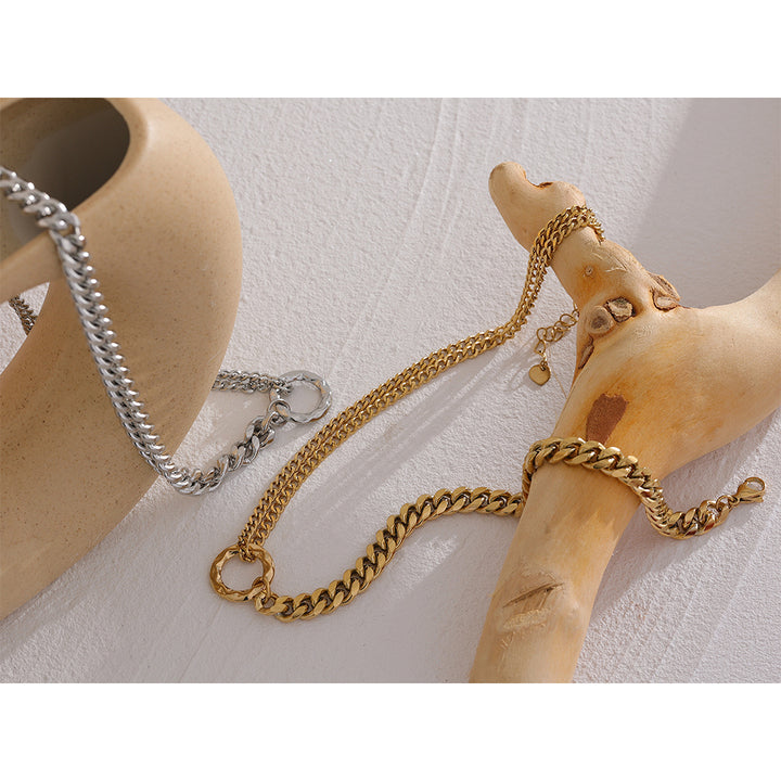 Tanvi Textured Link Necklace