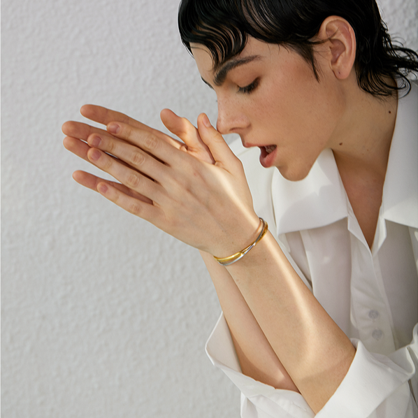 Tara Crossover Band Bracelet