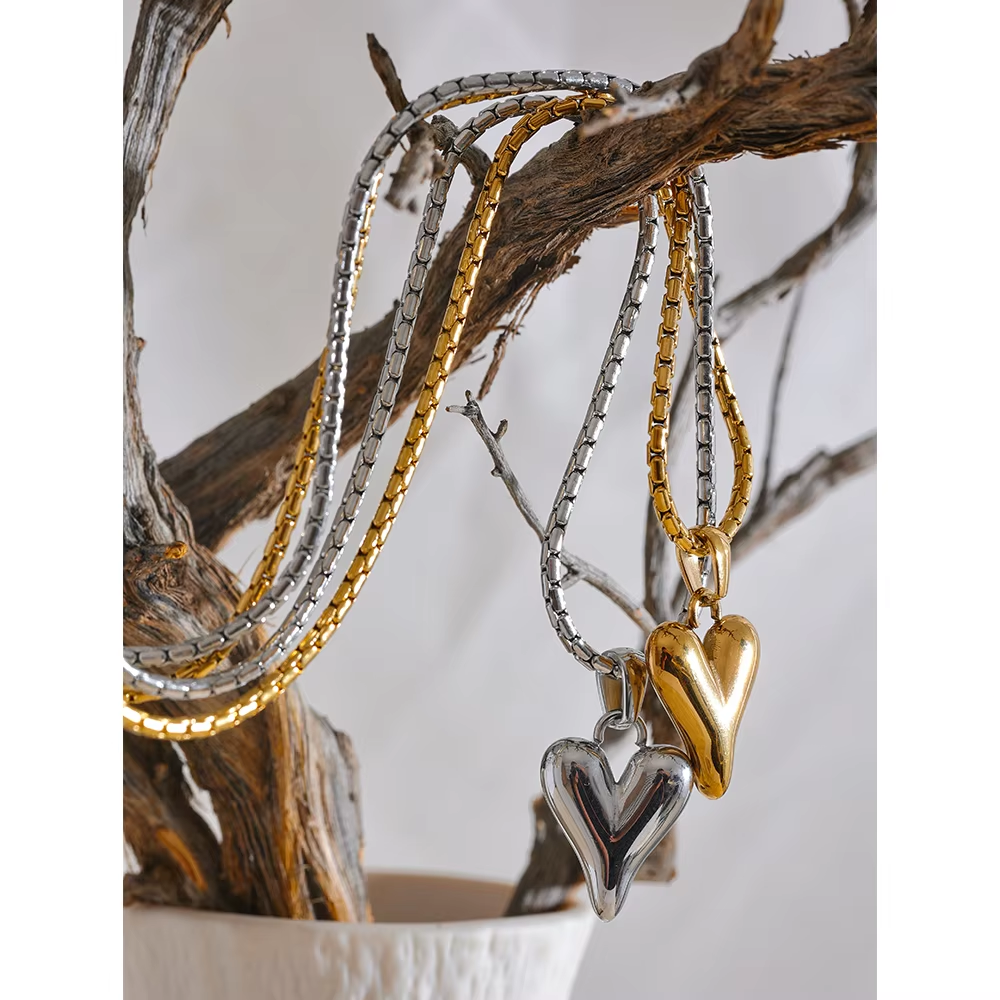 Vanya Heart Necklace