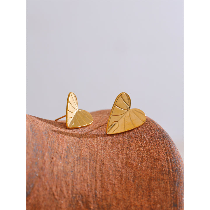 Vanya Veined Leaf Studs