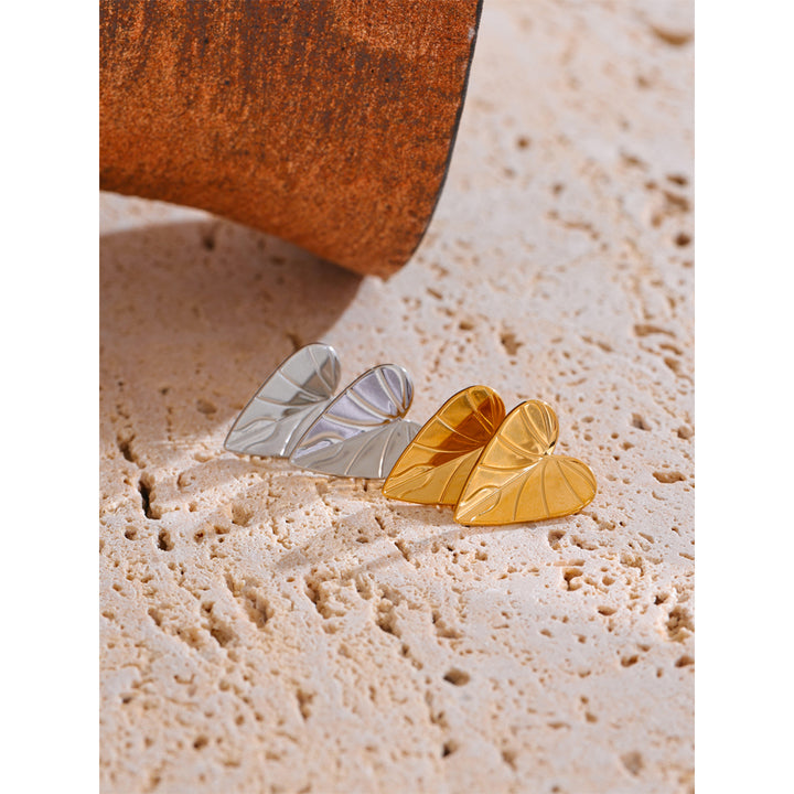 Vanya Veined Leaf Studs