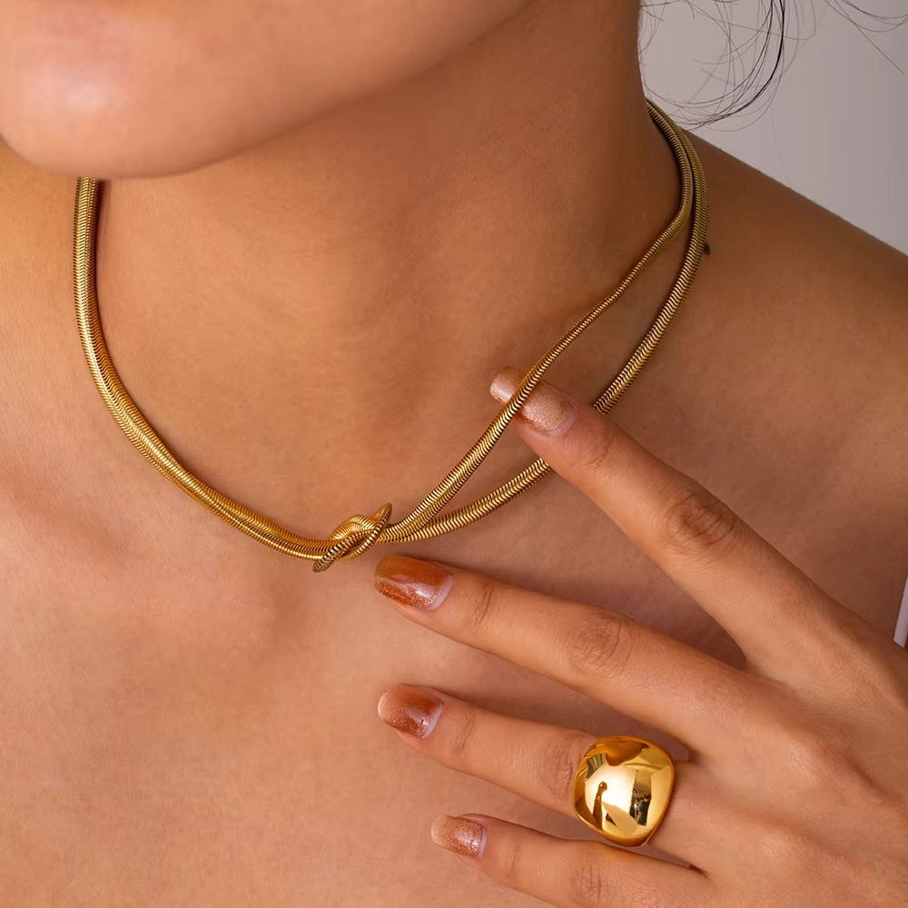 Ziya Knot Snake Chain