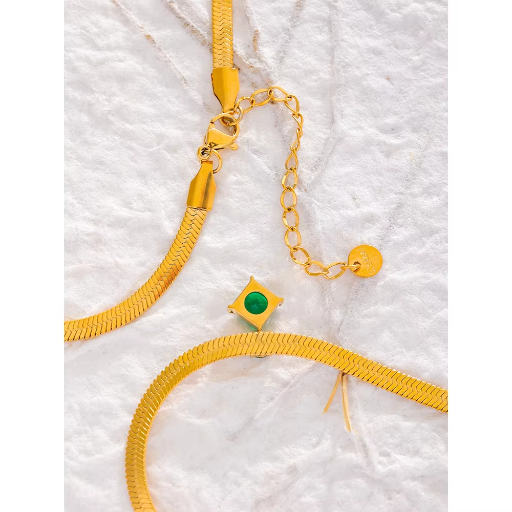 Zoya Emerald Snake Chain Necklace