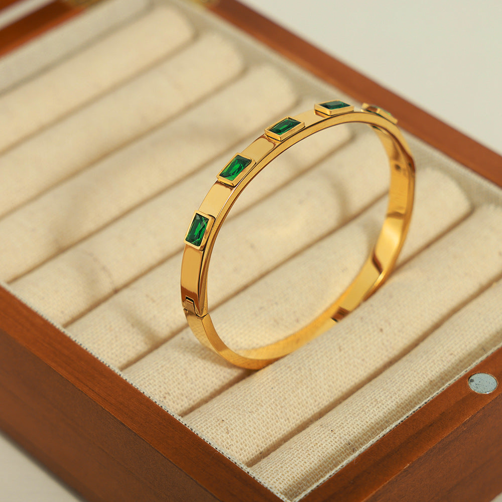 Zoya Emerald Stud Bangle