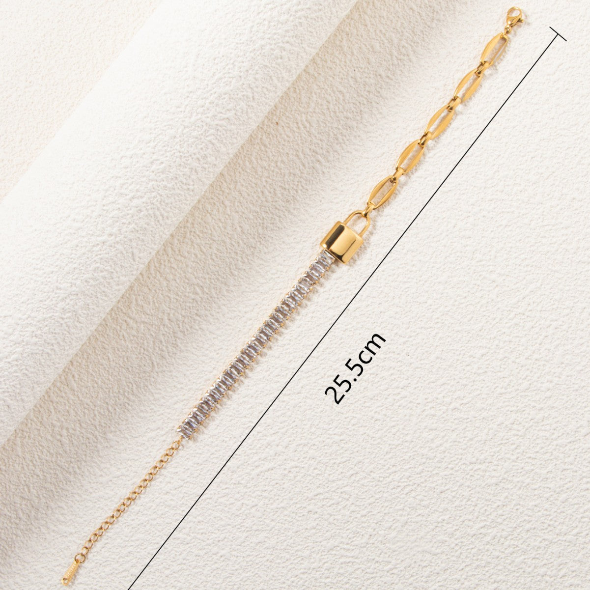 Zuri Knot Link Bracelet