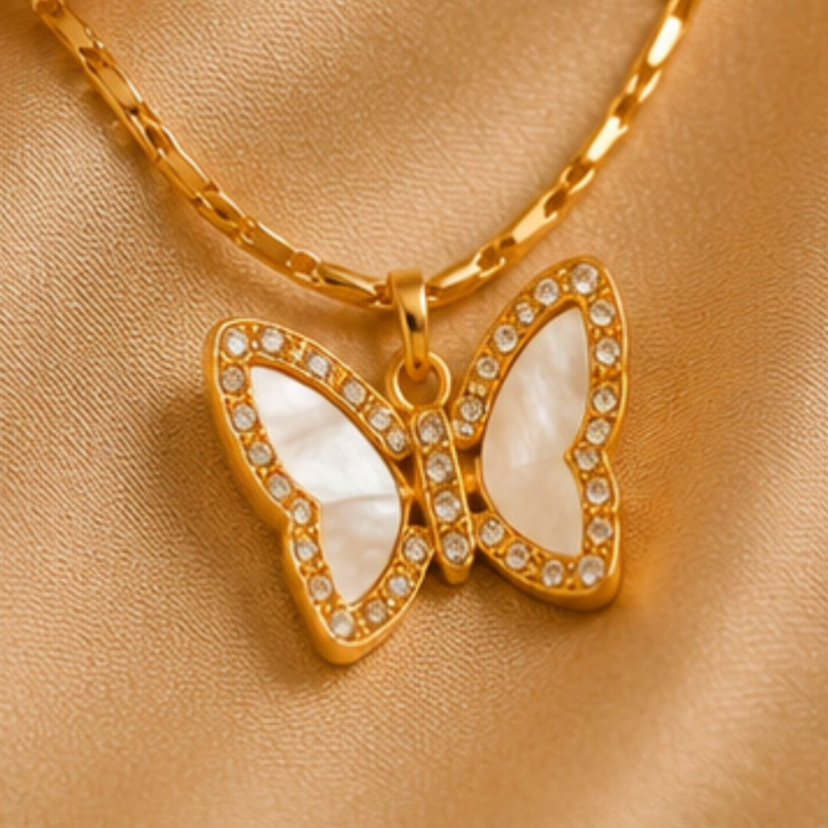 Tarini Wingshell Necklace
