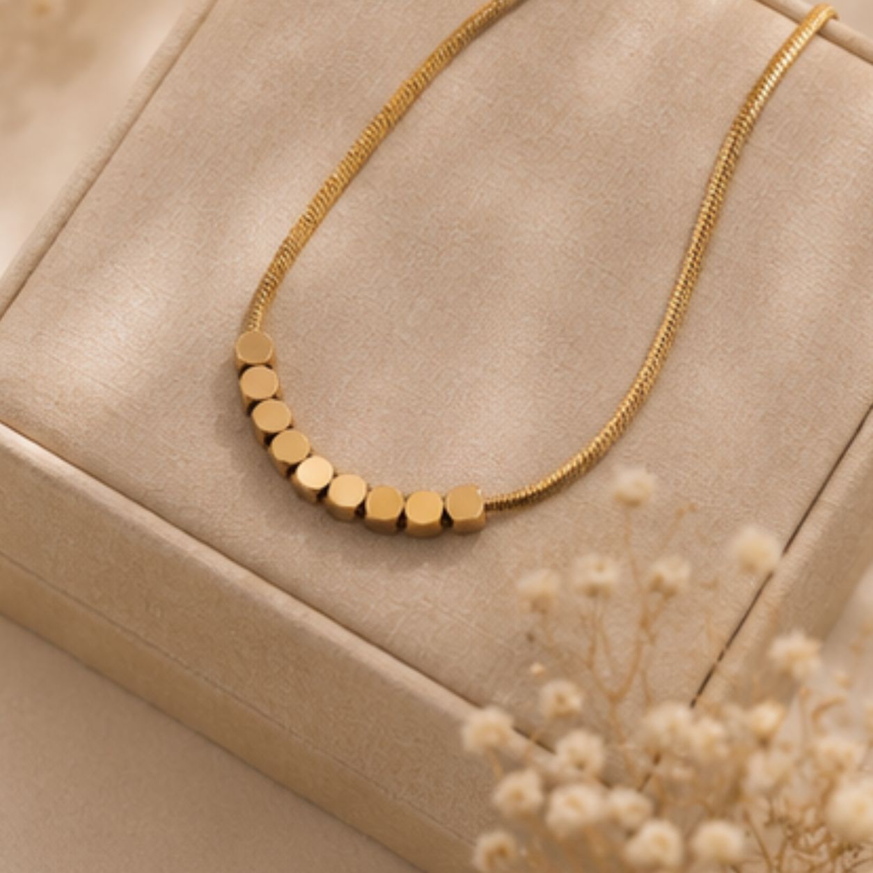Nivah Chain Cluster Necklace