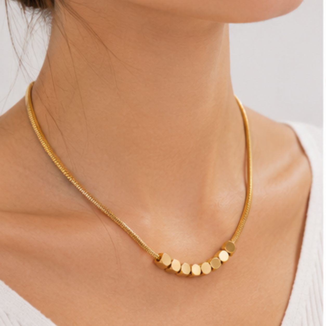 Nivah Chain Cluster Necklace