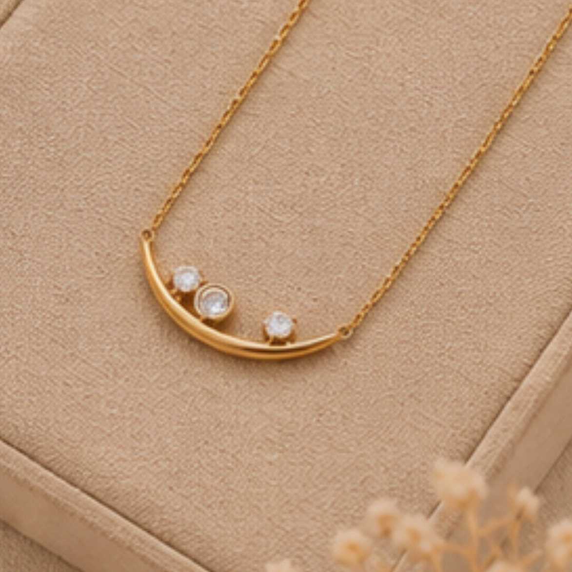 Noor Crescent Necklace
