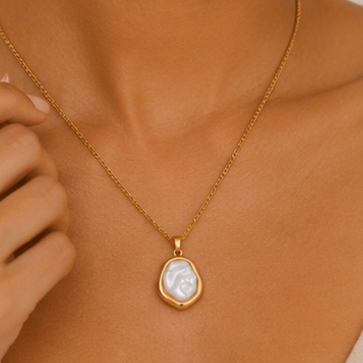 Indu Baroque Pearl Pendant Necklace