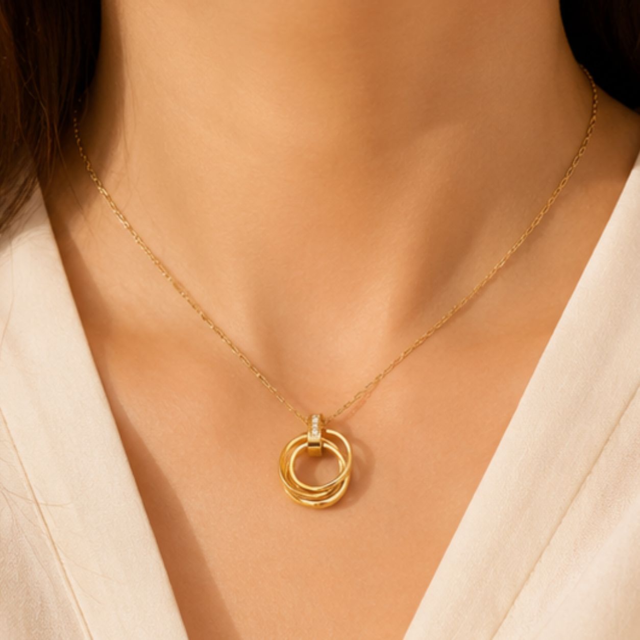 Saanvi Orbit Necklace