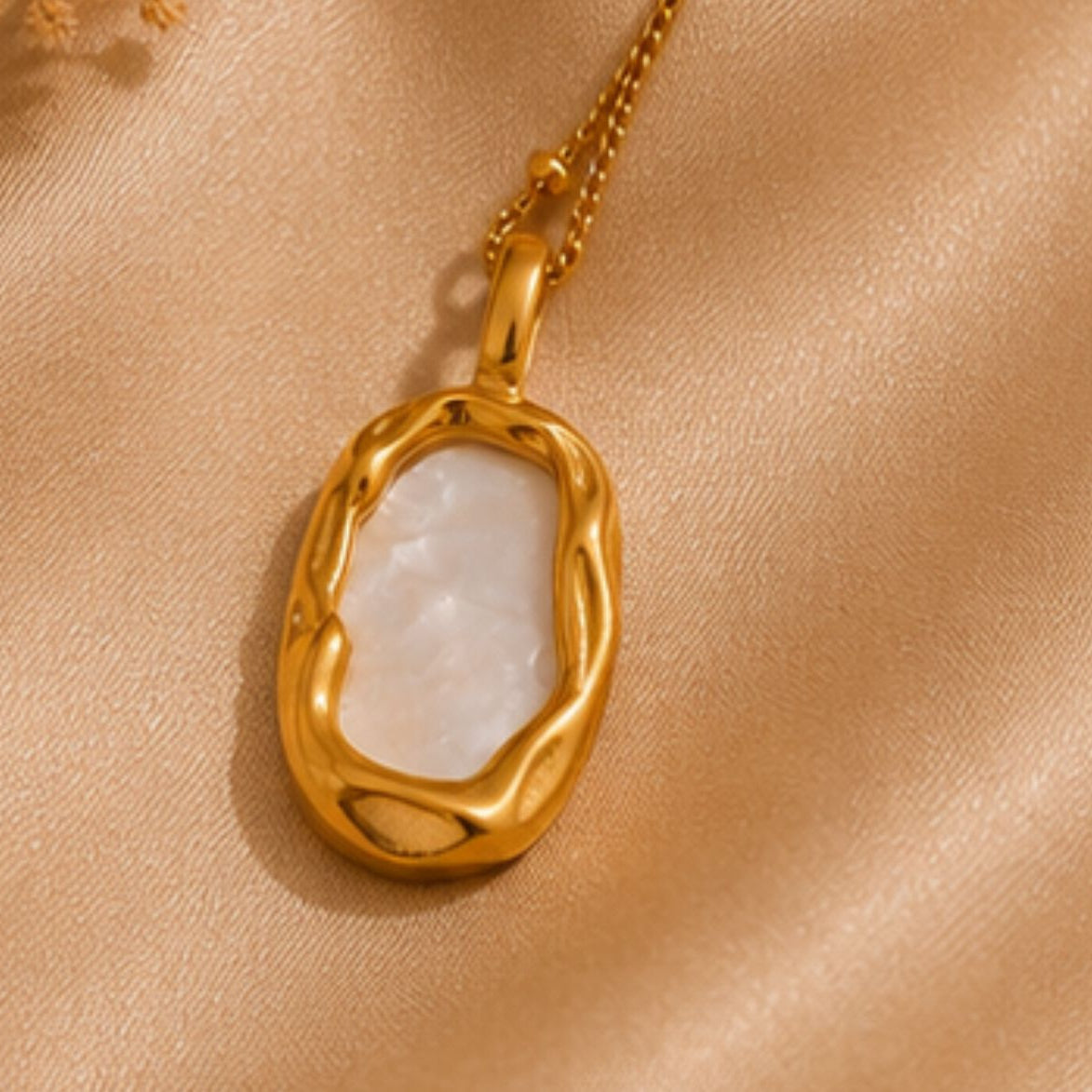 Tara Molten Shell Necklace