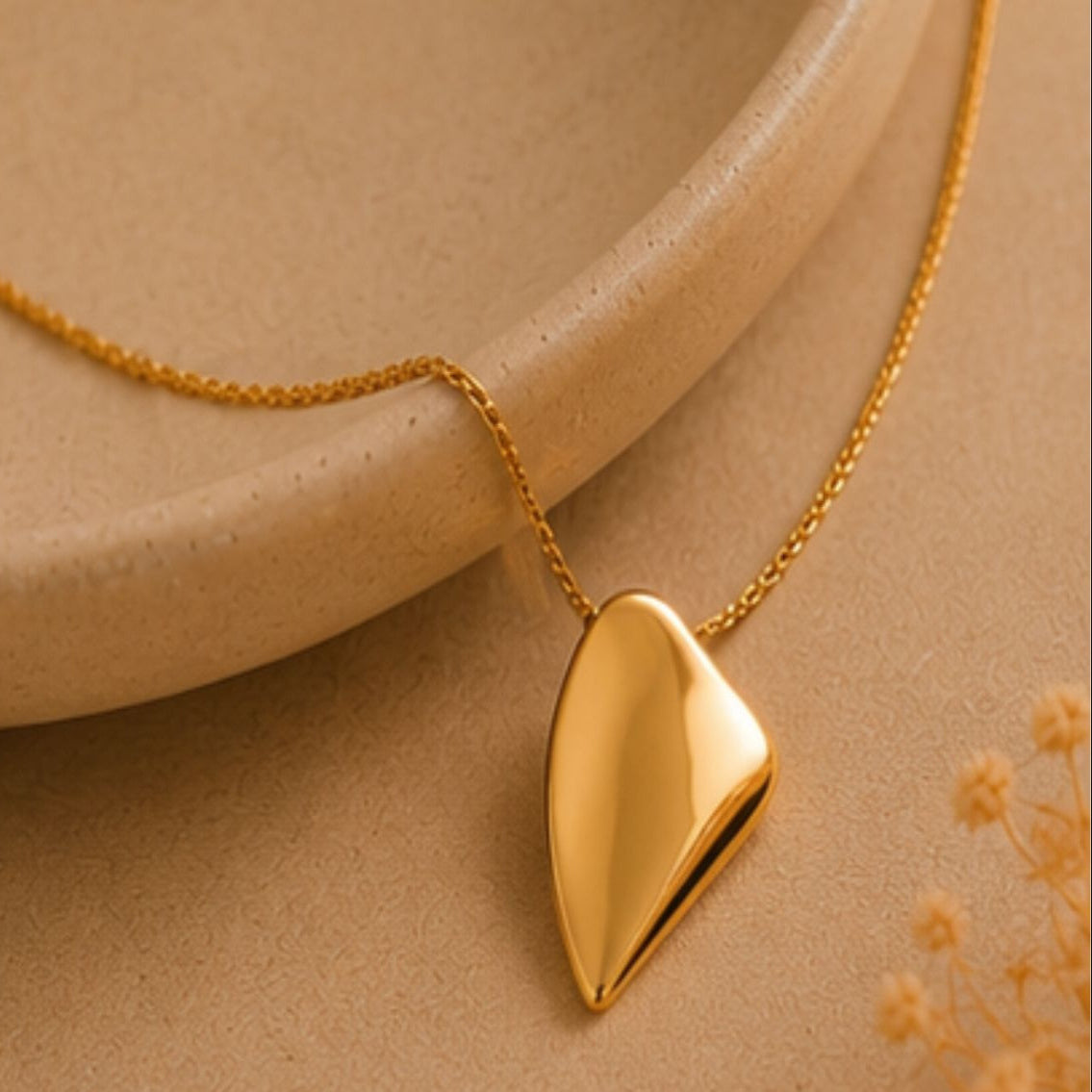Avant Gold Slice Necklace