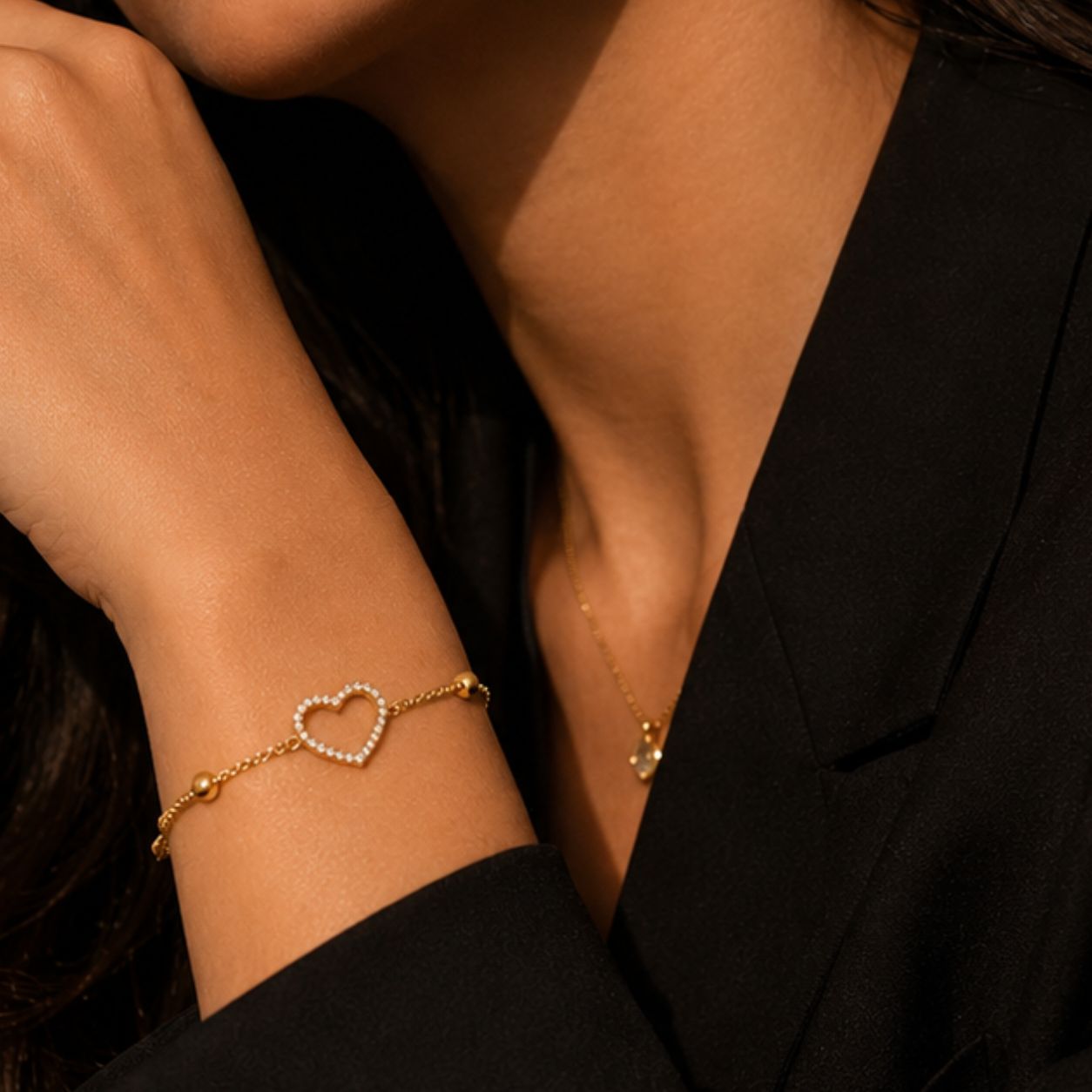 Aarohi Heart Zircon Bracelet