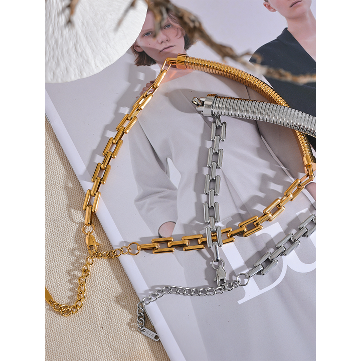 Aarohi Coil Choker Necklace