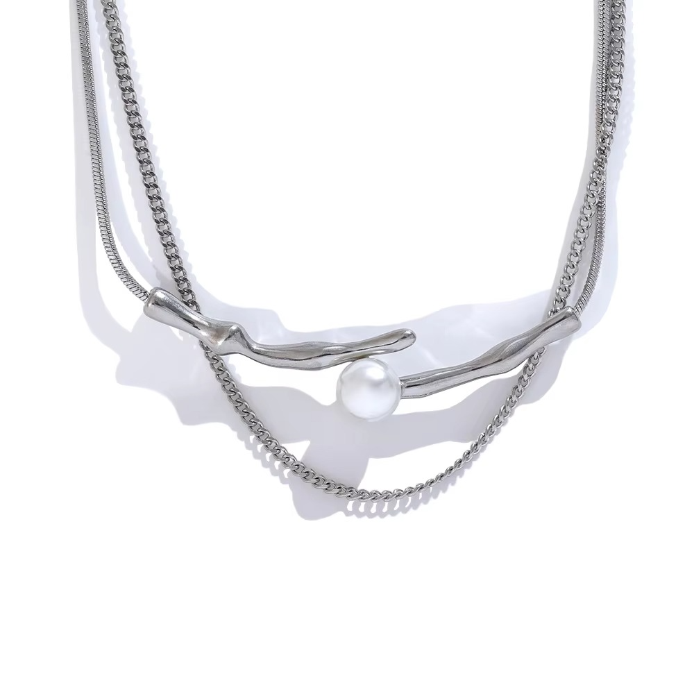 Eira Bamboo Pearl Necklace