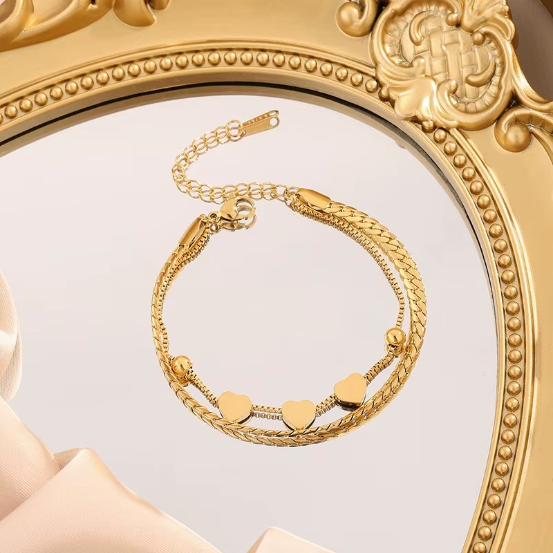 Heera Heart Bracelet