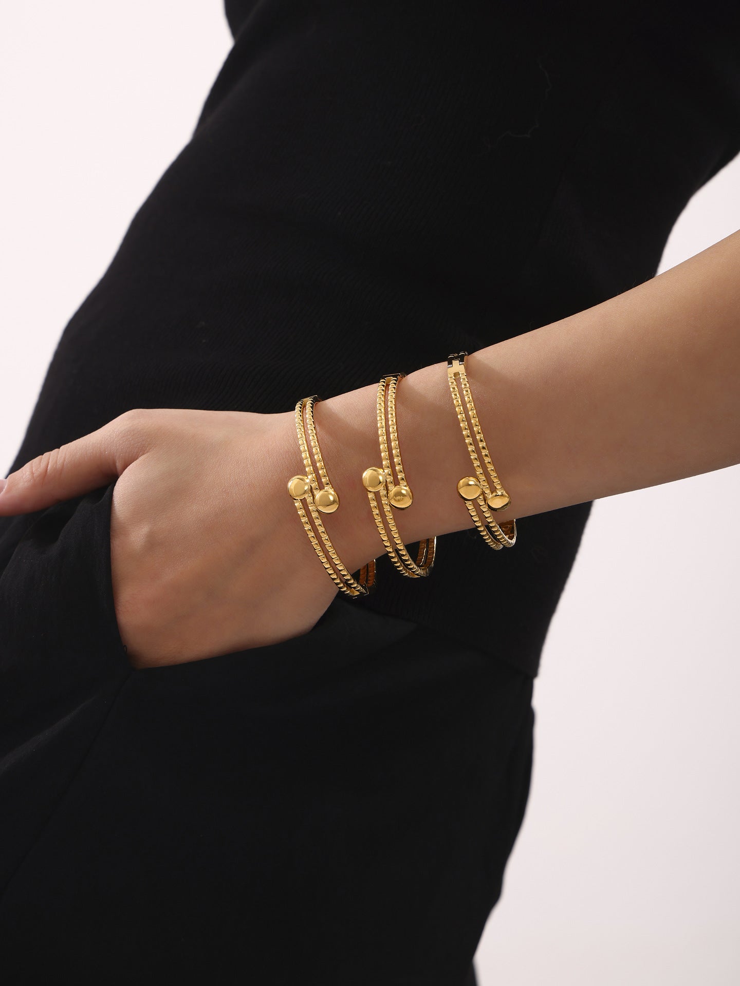 Indira Gridline Wrap Bangle
