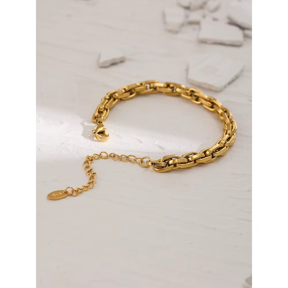 Iyla Link Chain Bracelet
