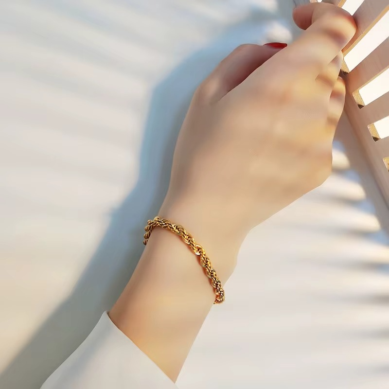 Mira Rope Link Bracelet