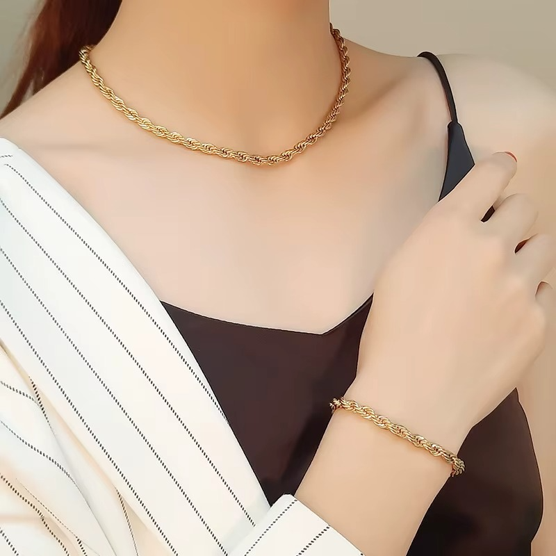 Mira Rope Link Bracelet