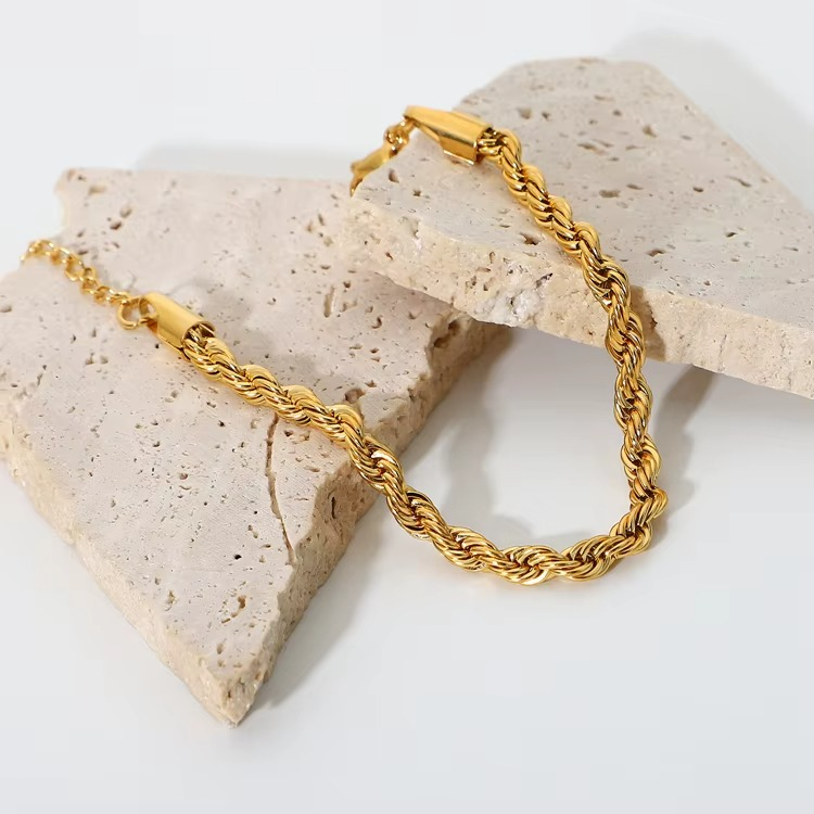 Mira Rope Link Bracelet