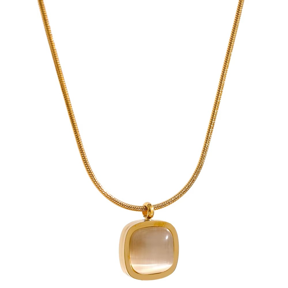 Mitali Emerald Glow Necklace