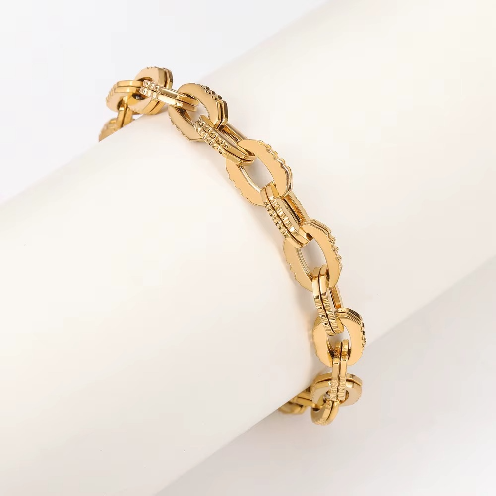 Raahi Path Link Bracelet