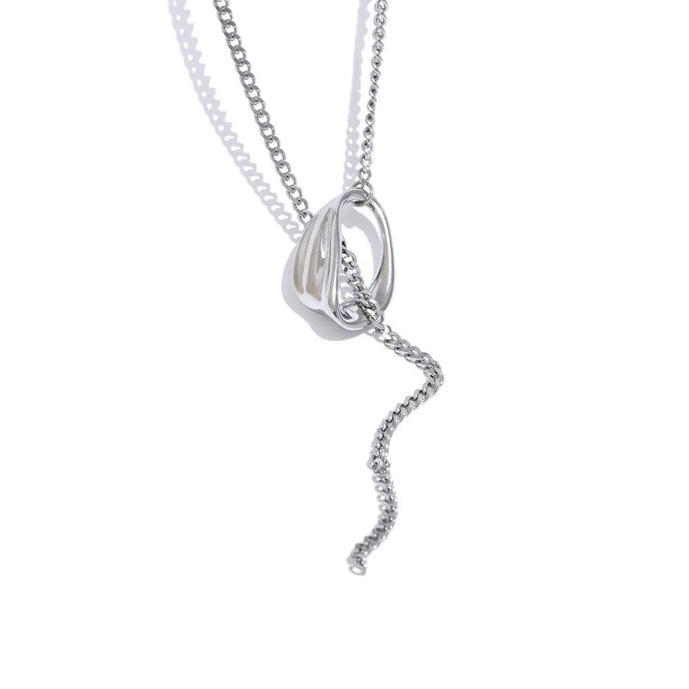 Rhea Bold Link Necklace