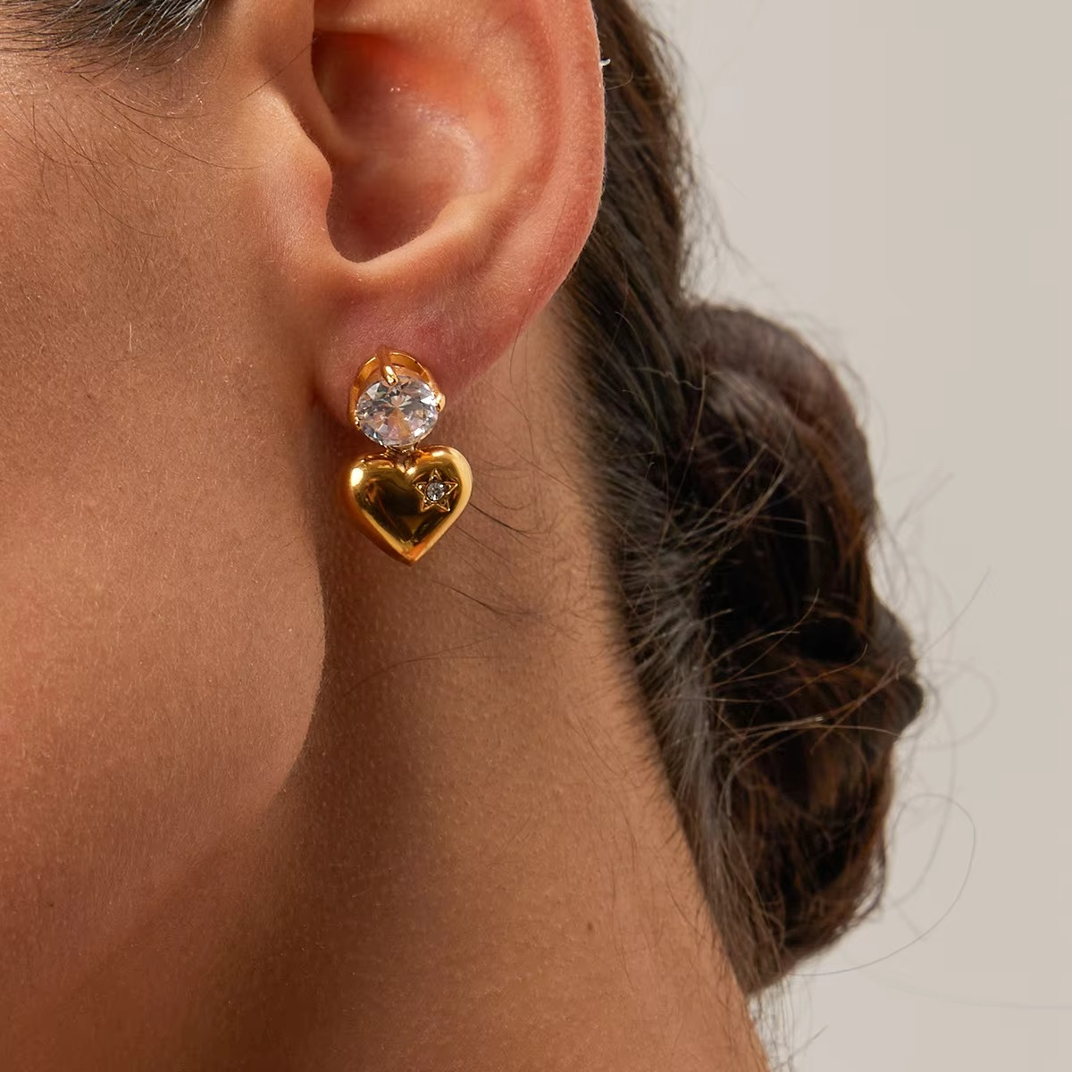 Riva Solitaire Drop Hearts