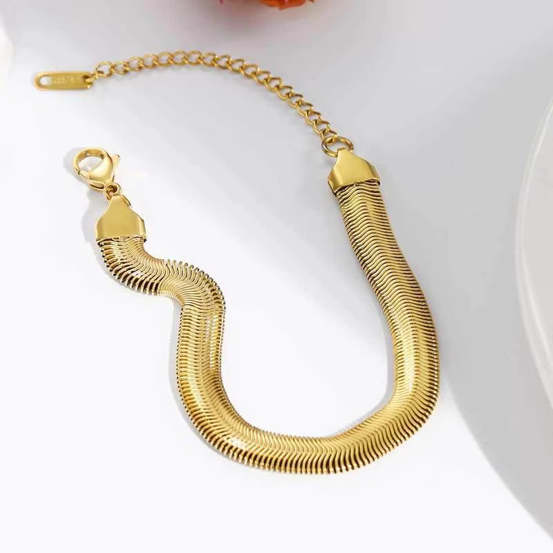 Saanvi Coil Luxe Bracelet