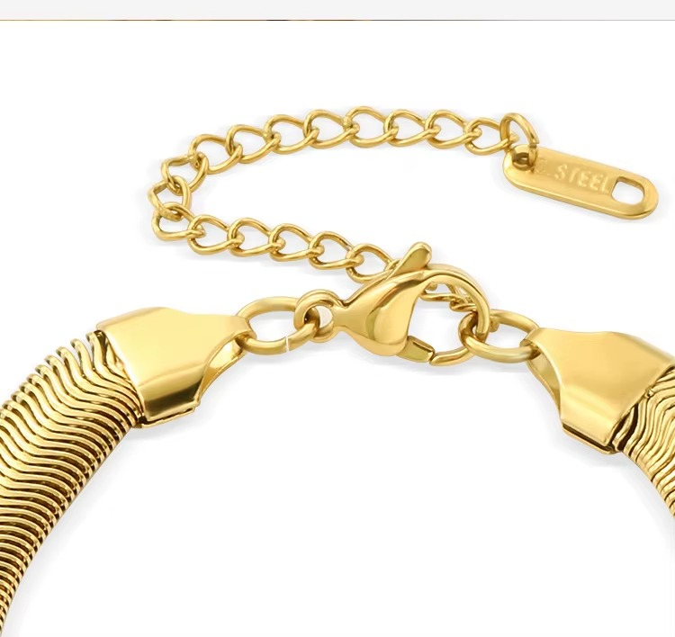 Saanvi Coil Luxe Bracelet